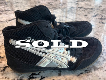 Used Wrestling Shoe Size 1